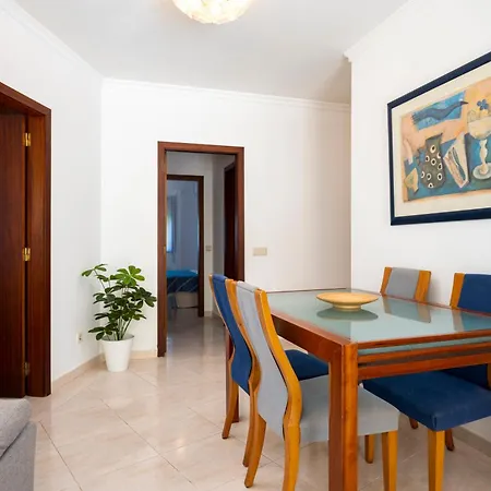 Cris - Apartamento *